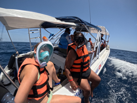 Underwater Mexico-普拉亚德尔卡曼必去景点