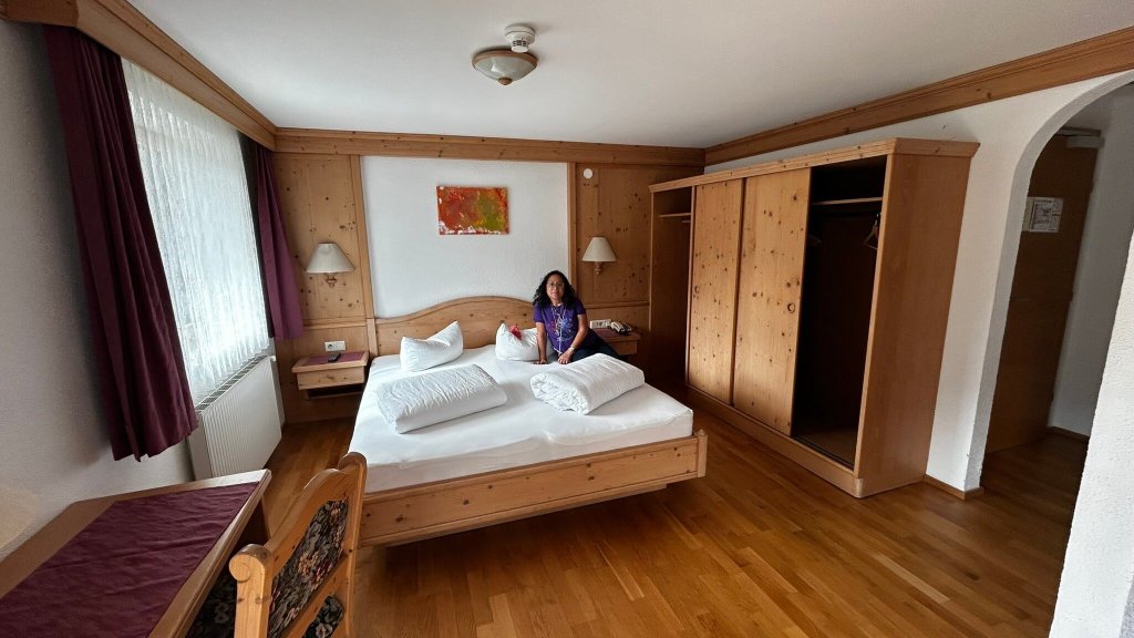 Kristall Gasthof-官方