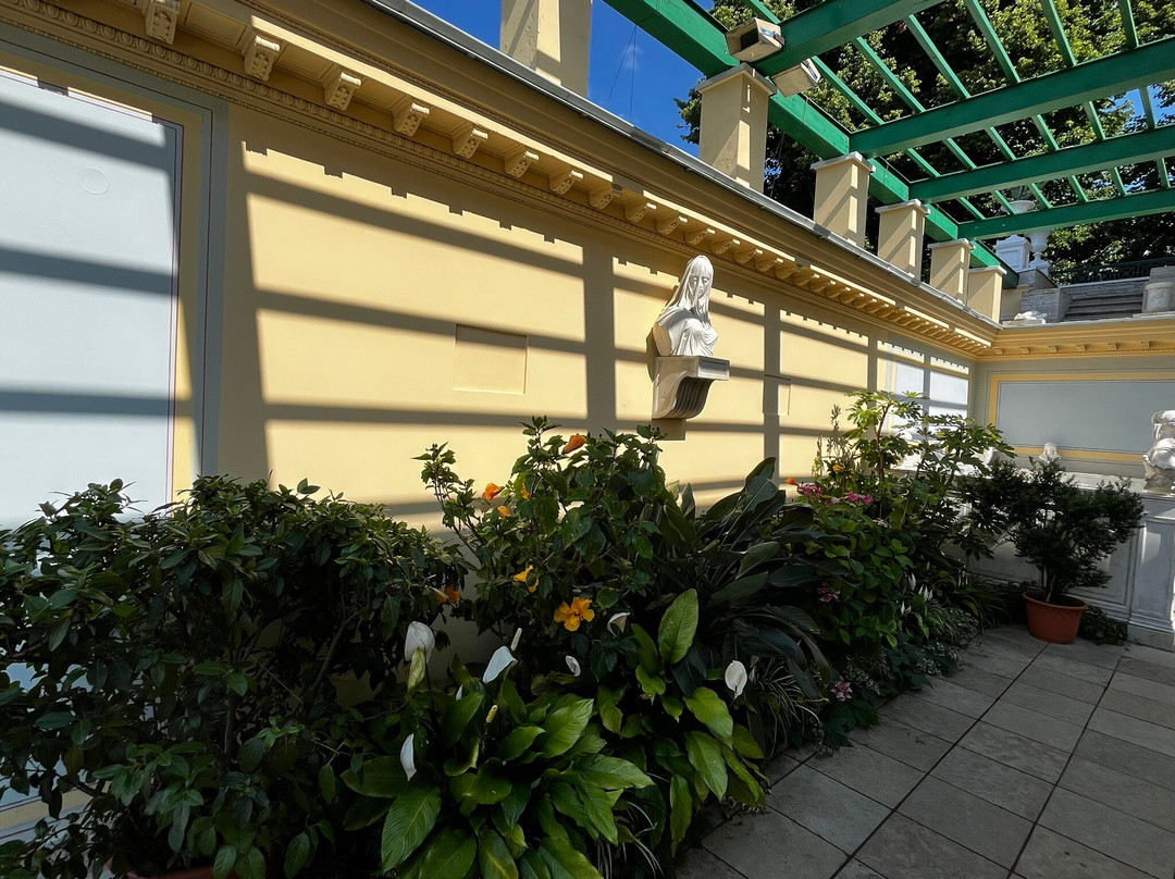 Kolonistskiy Park-彼得霍夫必去景点