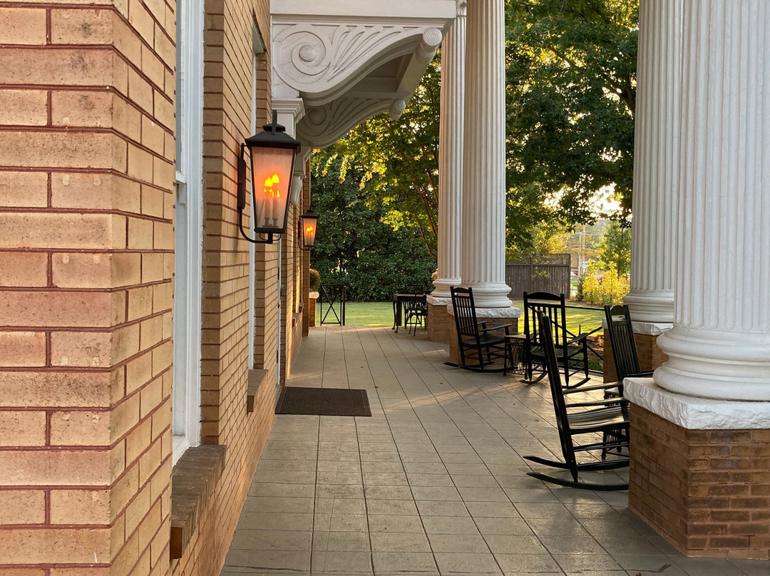 Heritage House Lodging & Events主图