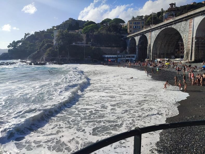 Spiaggia Libera Centrale Di Zoagli-Zoagli必去景点