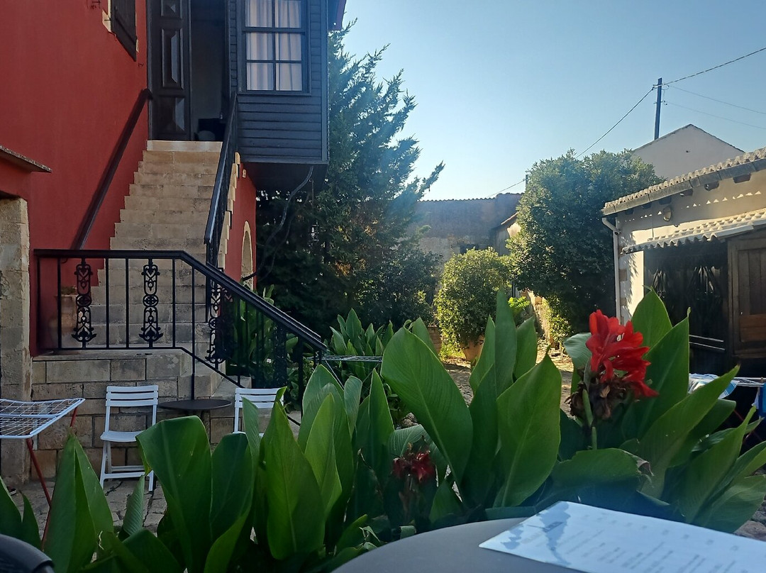 Oasis Guesthouse主图