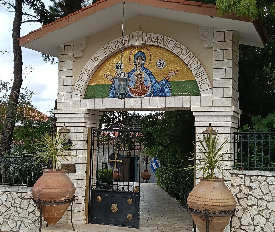 Lefkada Monastery οf Faneromeni-Tsoukaladhes必去景点