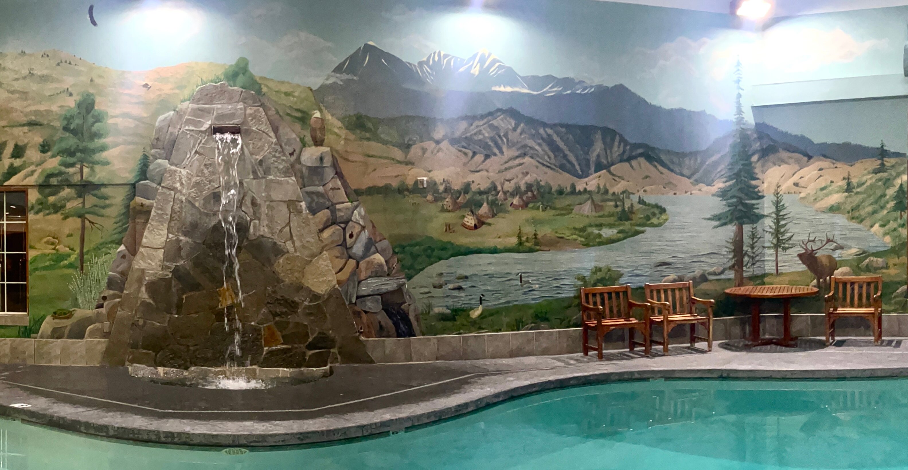 Lakeside Lodge and Suites-泳池