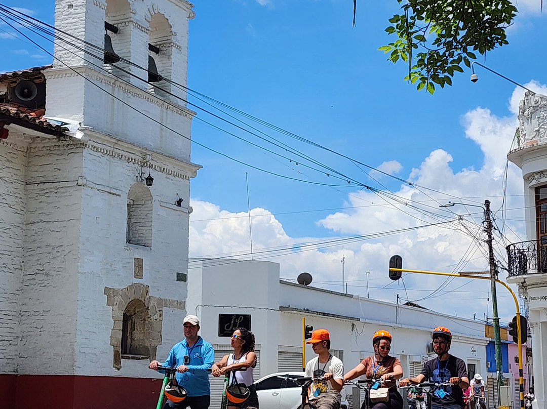 Vox Tours Colombia, que hacer en Buga? patinetas eléctricas, scooters electricas-Buga必去景点