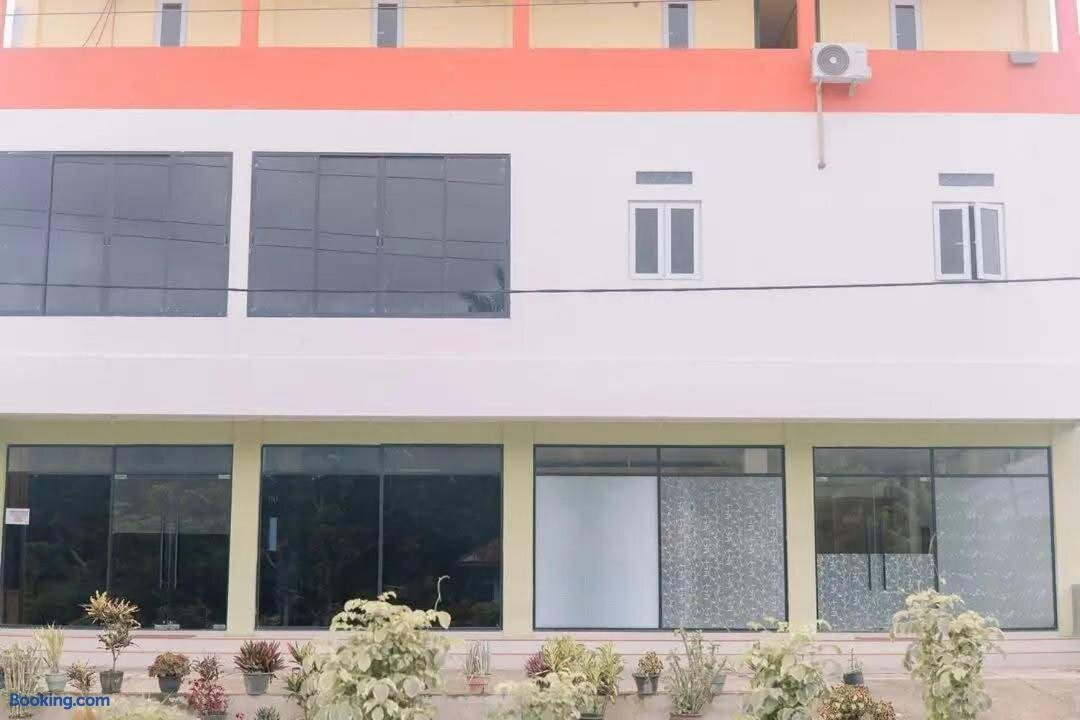 Hotel Bintang Waibakul