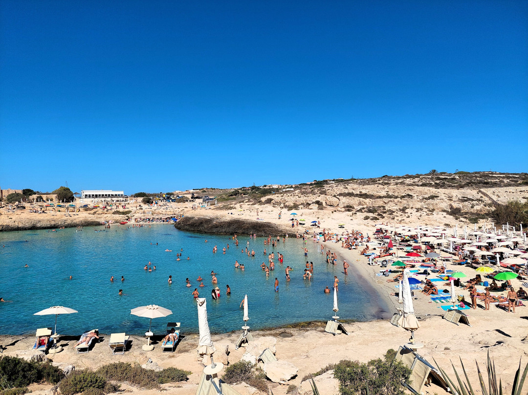 Spiaggia Cala Croce-兰佩杜萨必去景点
