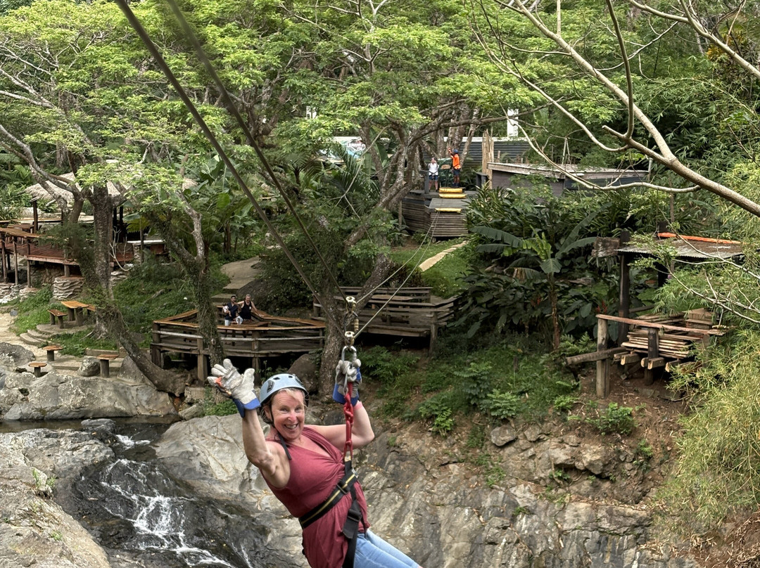 Sleeping Giant Zipline-纳迪市必去景点