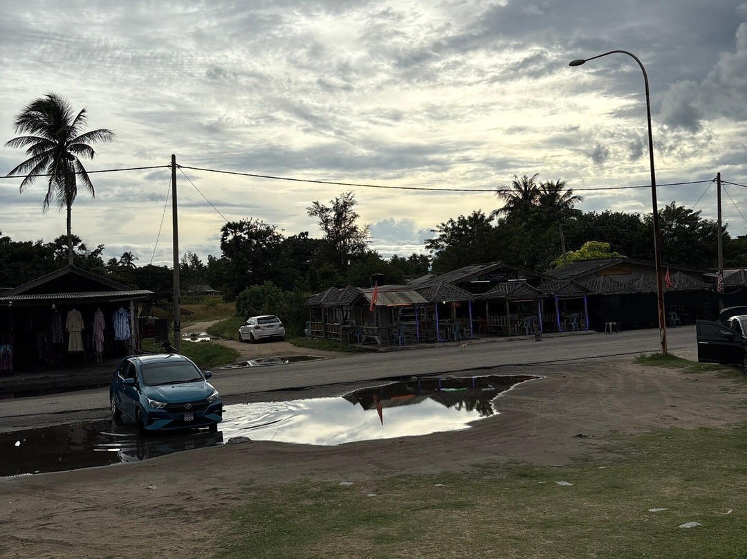 Pantai Cahaya Bulan-哥打巴鲁必去景点