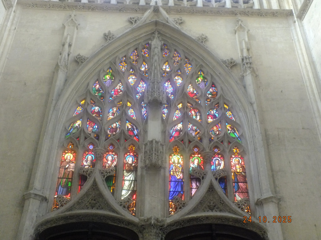 Abbaye de la Trinité-旺多姆必去景点