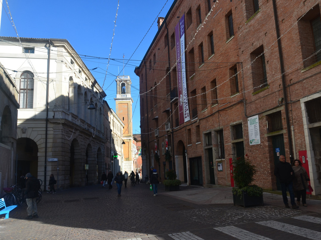 Palazzo Roverella-罗维戈必去景点