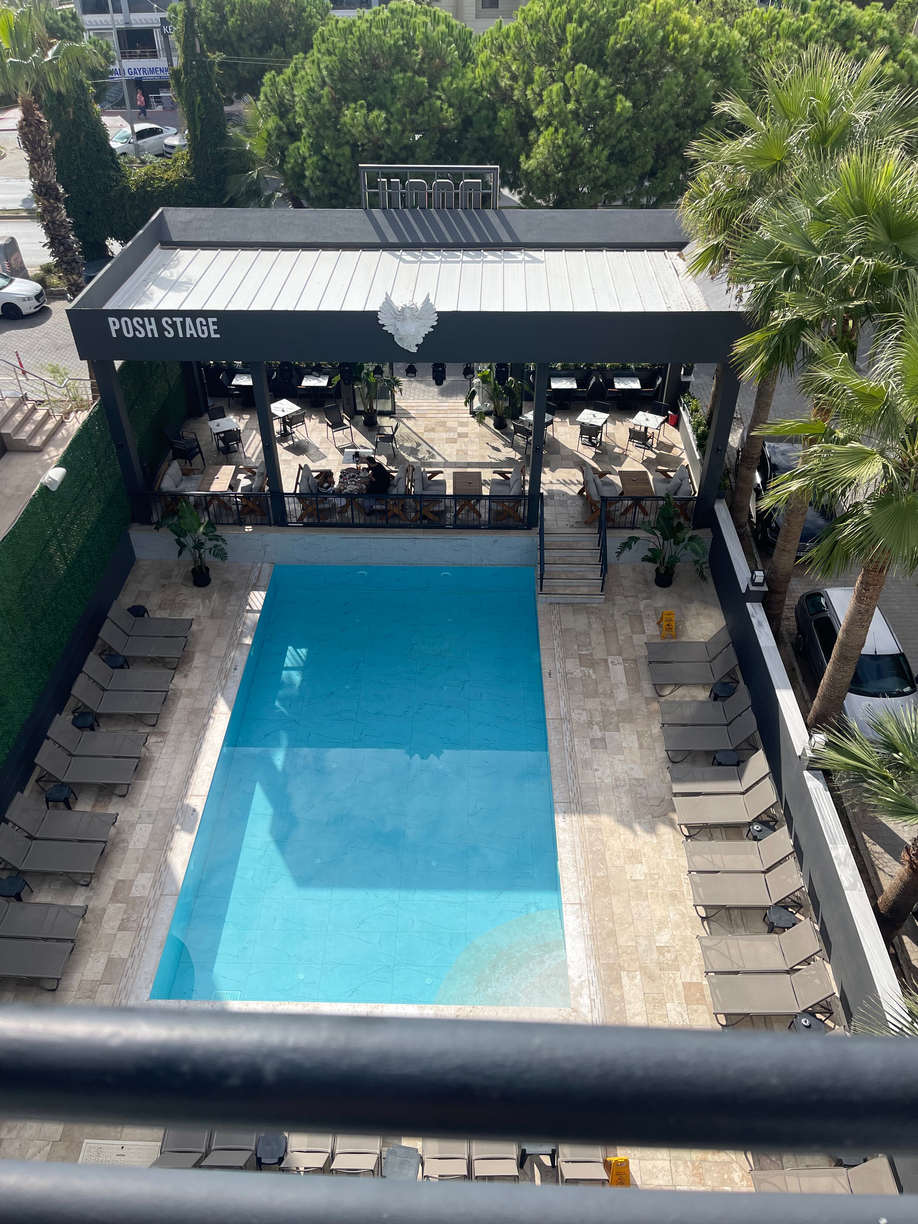 Mutlu Apart Otel-泳池