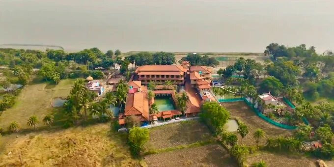 Hamlet On The Ganges