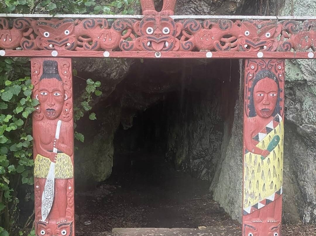 Muriwai's Cave-法卡塔尼必去景点