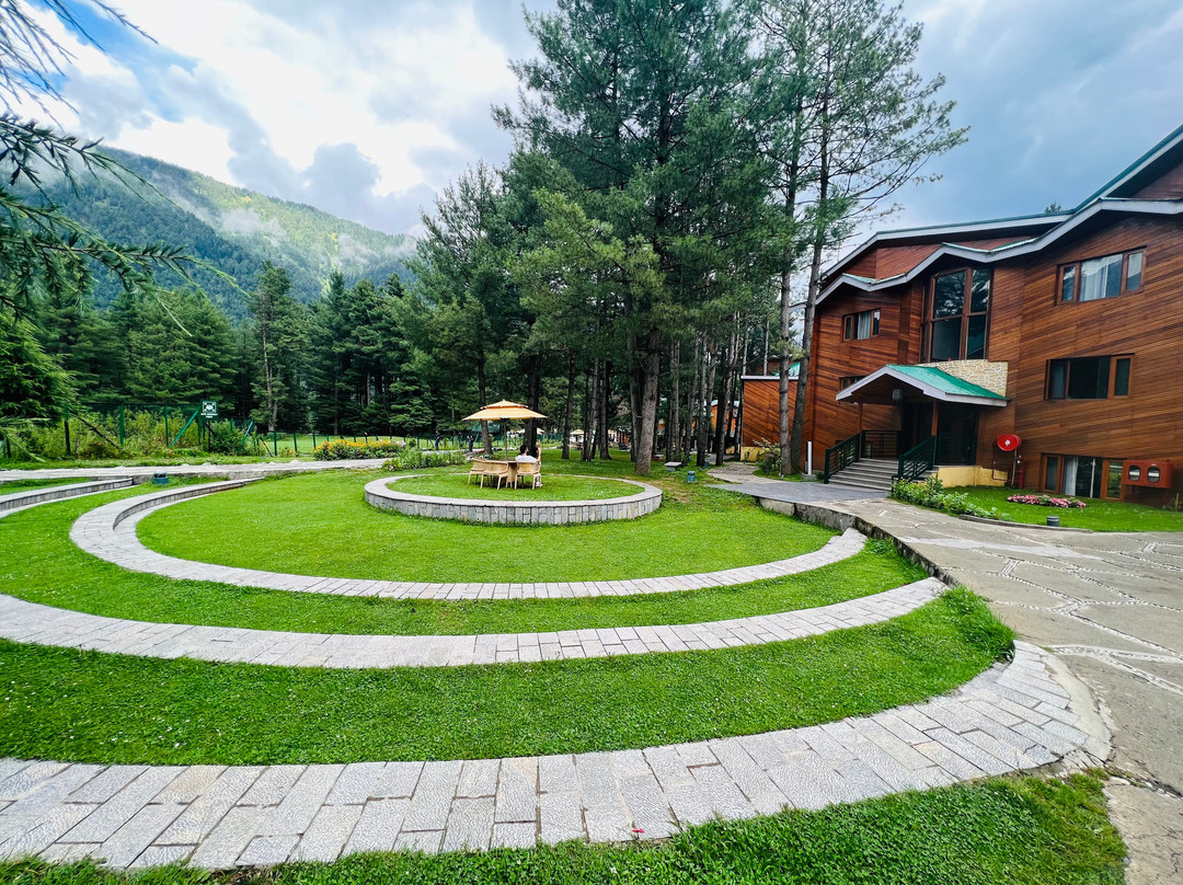 Radisson Golf Resort Pahalgam主图