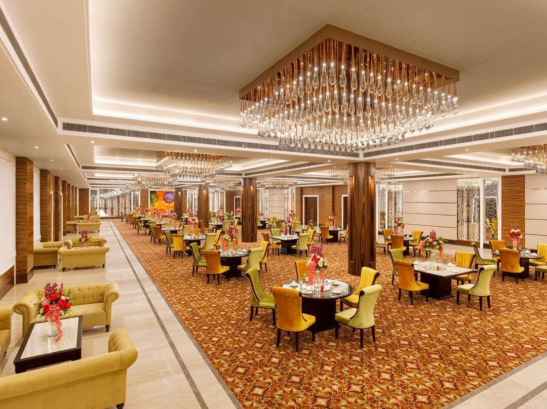 Viraj Sarovar Portico