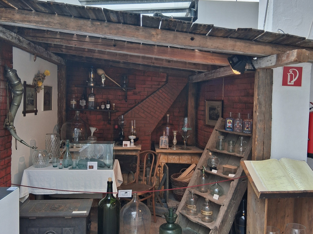 Glasmuseum Bärnbach-Baernbach必去景点