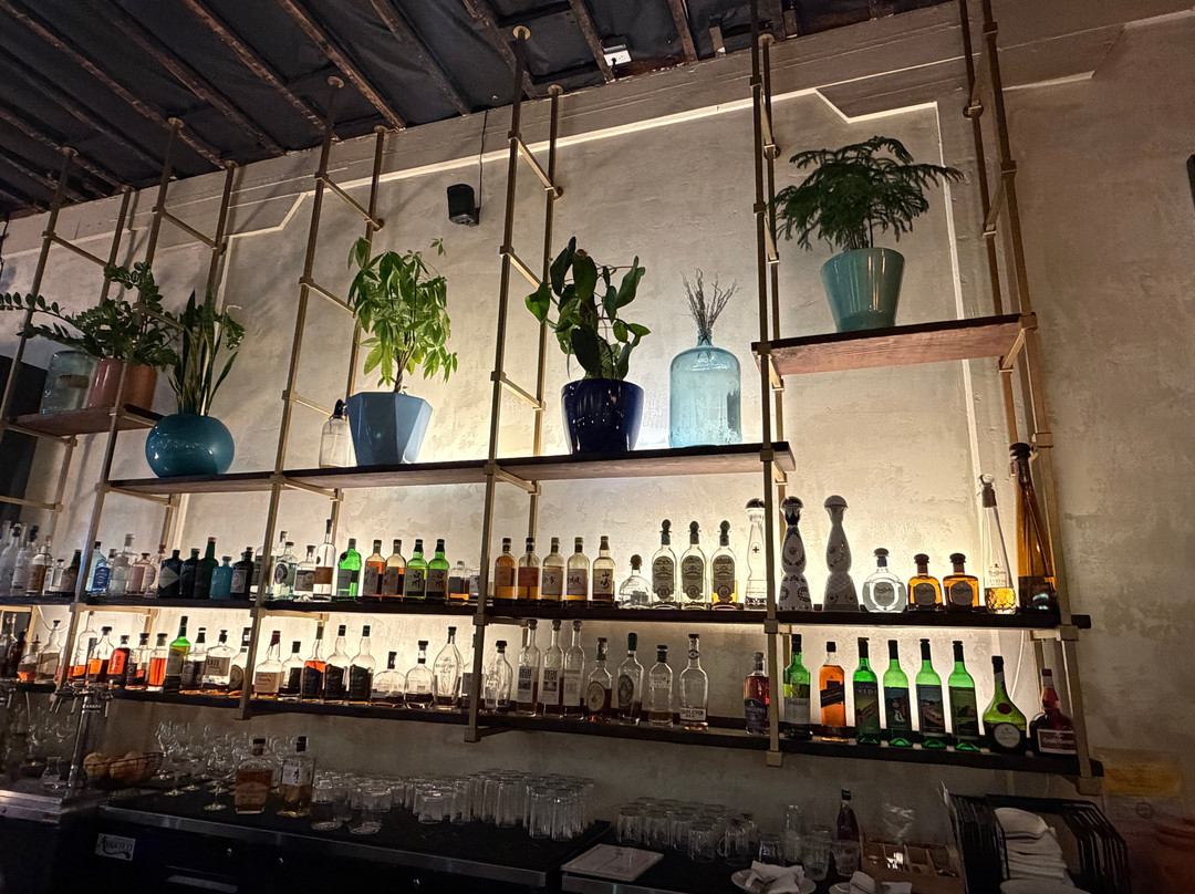 Della's Wood Fired Pizza