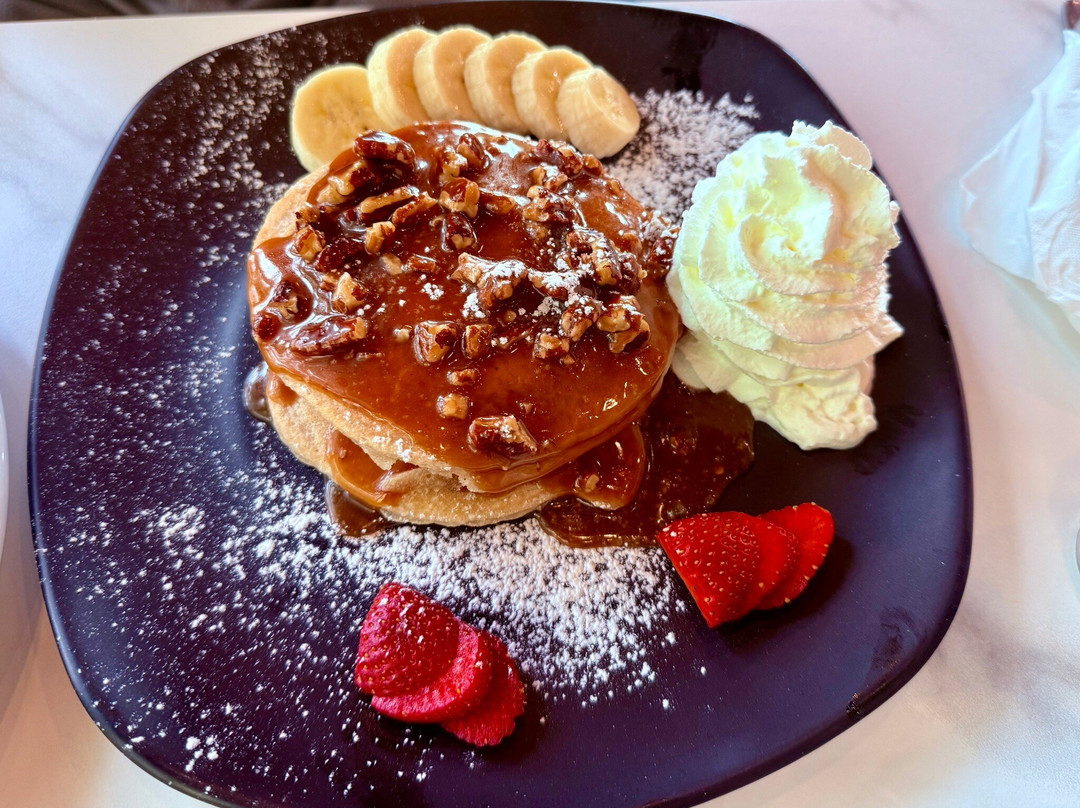 Qulture Lounge & Cafe