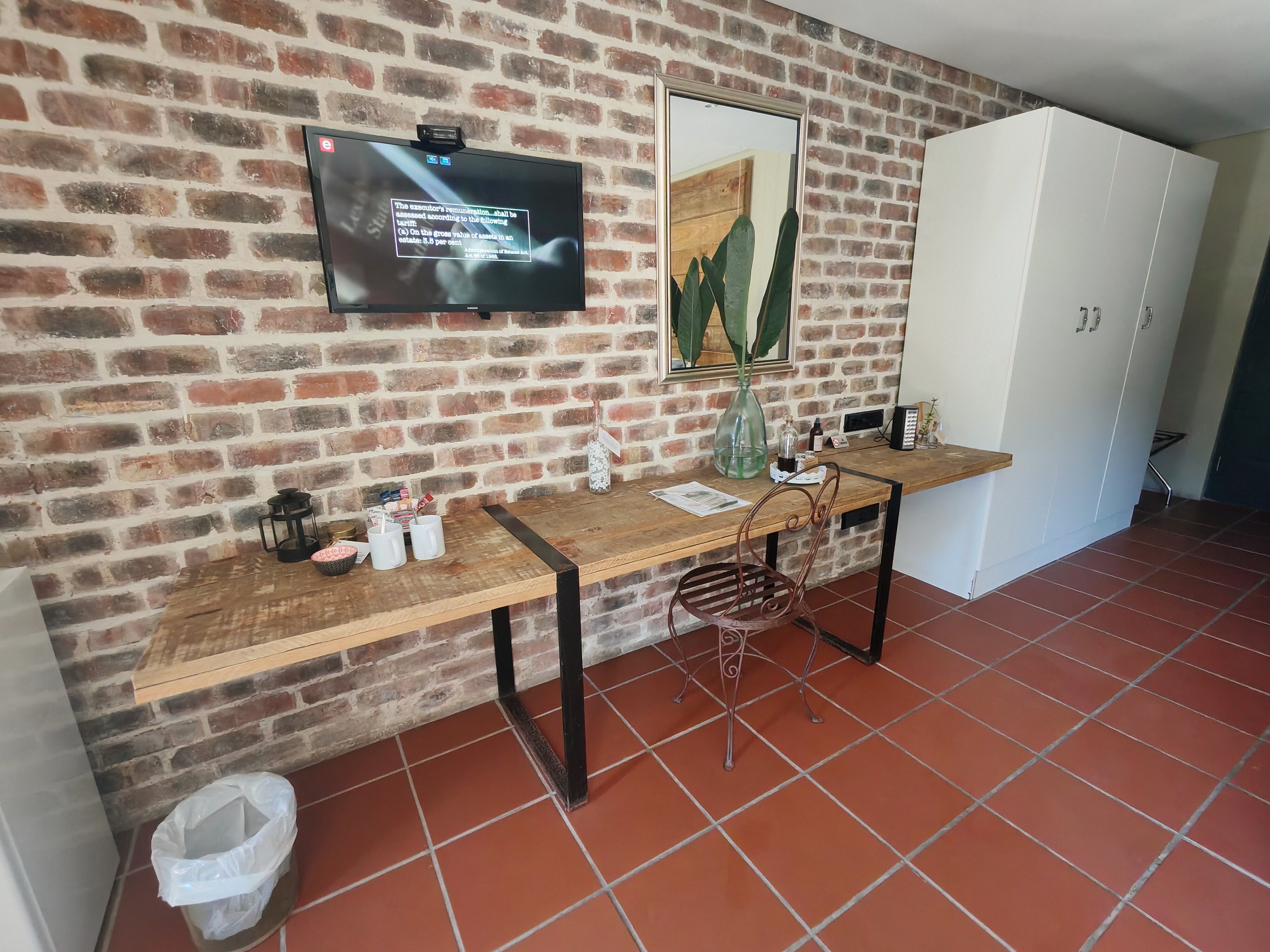 Blackwaters River Lodge-官方