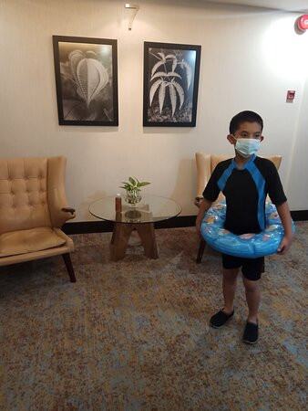 迈可赛套房酒店主图