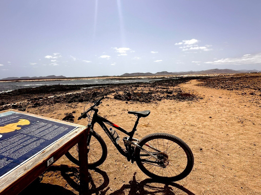 Faro del Tostón-El Cotillo必去景点