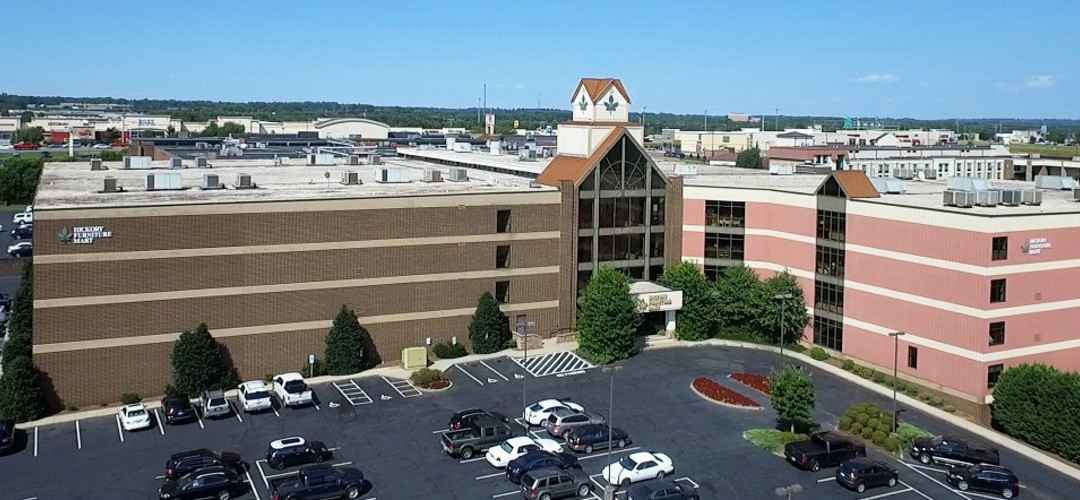 Hickory Furniture Mart-希科里必去景点