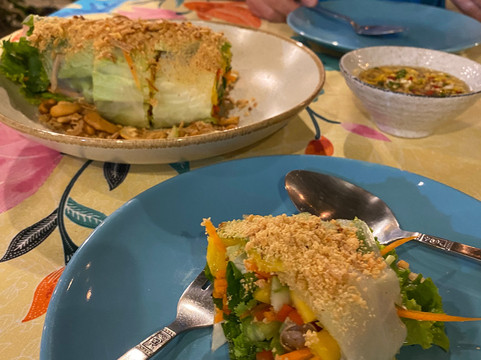 Mr. Long Hostel And Bar-奥南必去景点