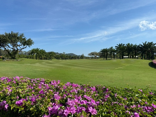 拉古那普吉高尔夫俱乐部-他朗必去景点