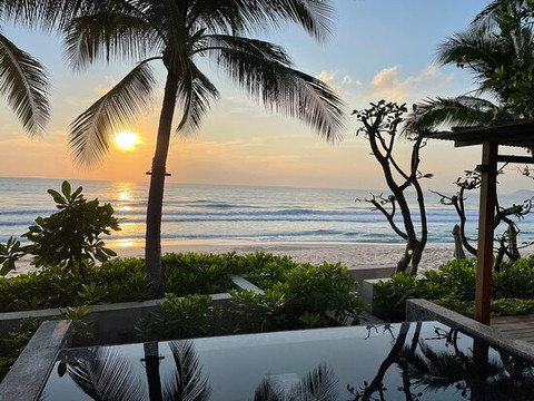 香蕉扇海滨度假酒店主图