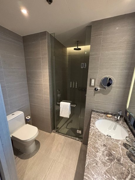 新加坡诺维娜万怡酒店-浴室