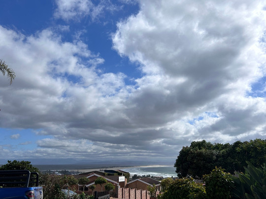 A1 Bayview Guest House主图