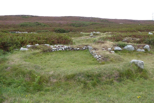 Holyhead Mountain Prehistoric Village-Holyhead必去景点