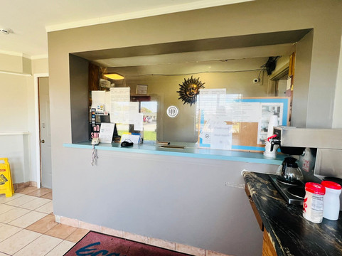 Malo酒店住宿-Victorian Motel & RV Park by Capital O