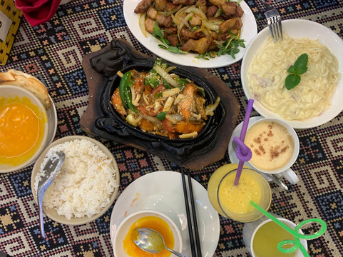 Hmong Restaurant主图