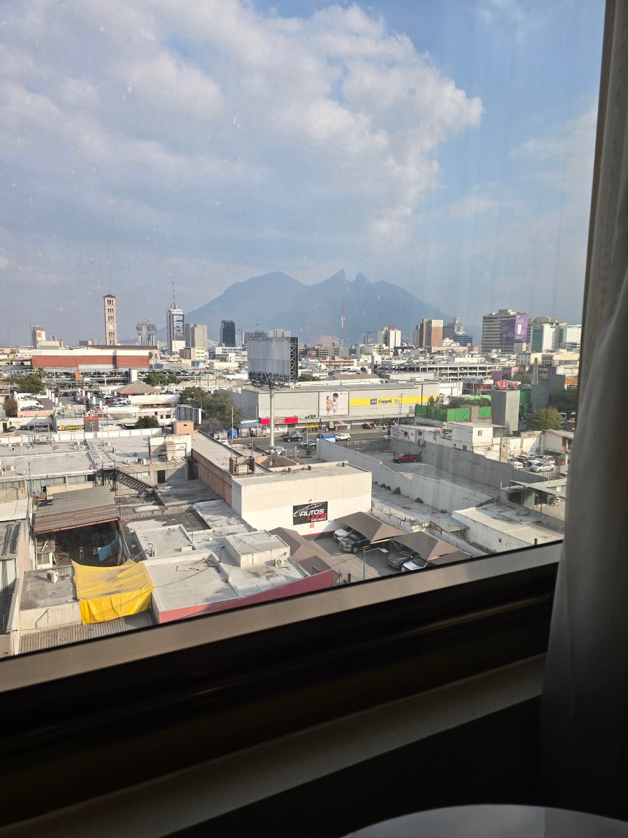 萨菲皇家豪华中心酒店-官方