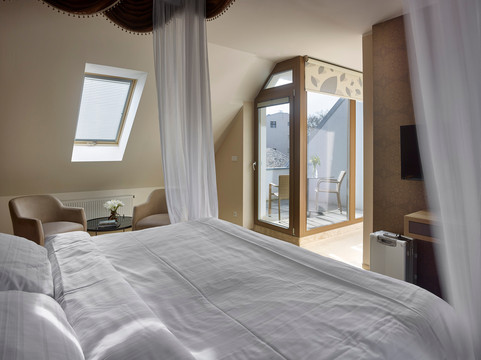 潘斯卡花园餐厅及酒店主图