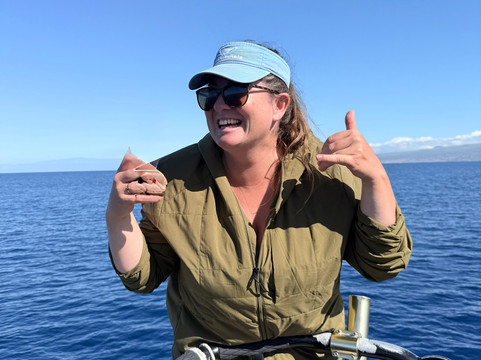 Adventure X Boat Tours-卡慕也拉必去景点