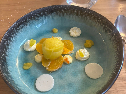 佩妮切酒店主图