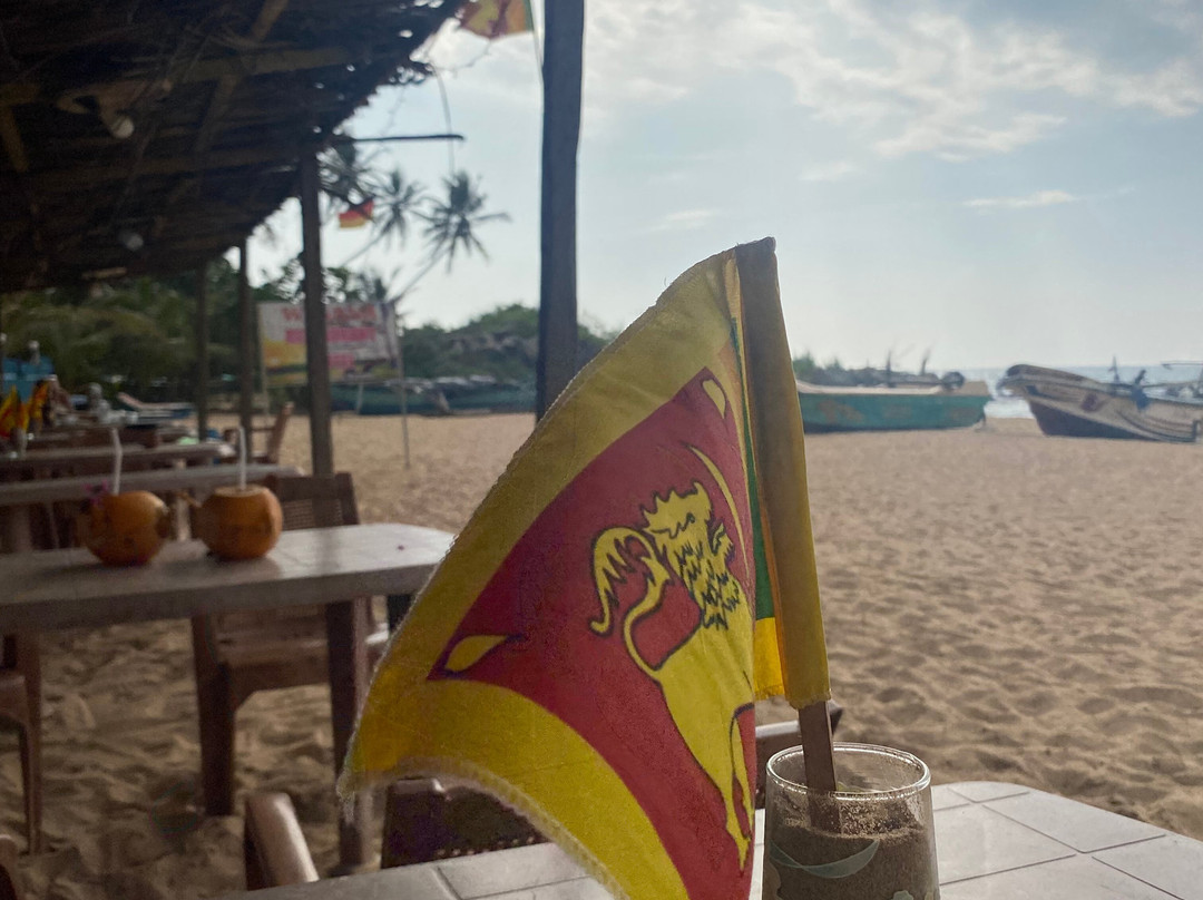 沃萨娜海滩酒店主图