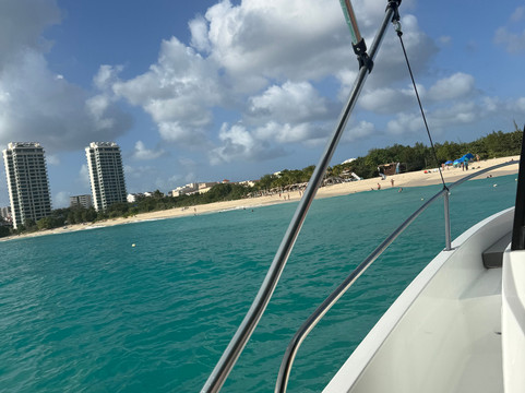 Boat Serenity-Baie Nettle必去景点