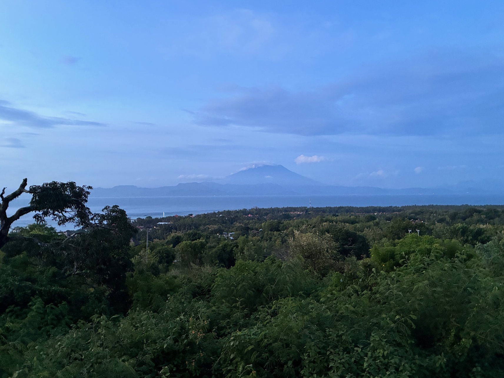 巴厘岛色马普山丘珀尼达岛酒店-浴室