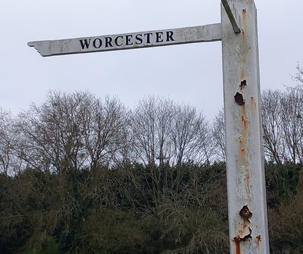 比尤德利山之屋酒店主图