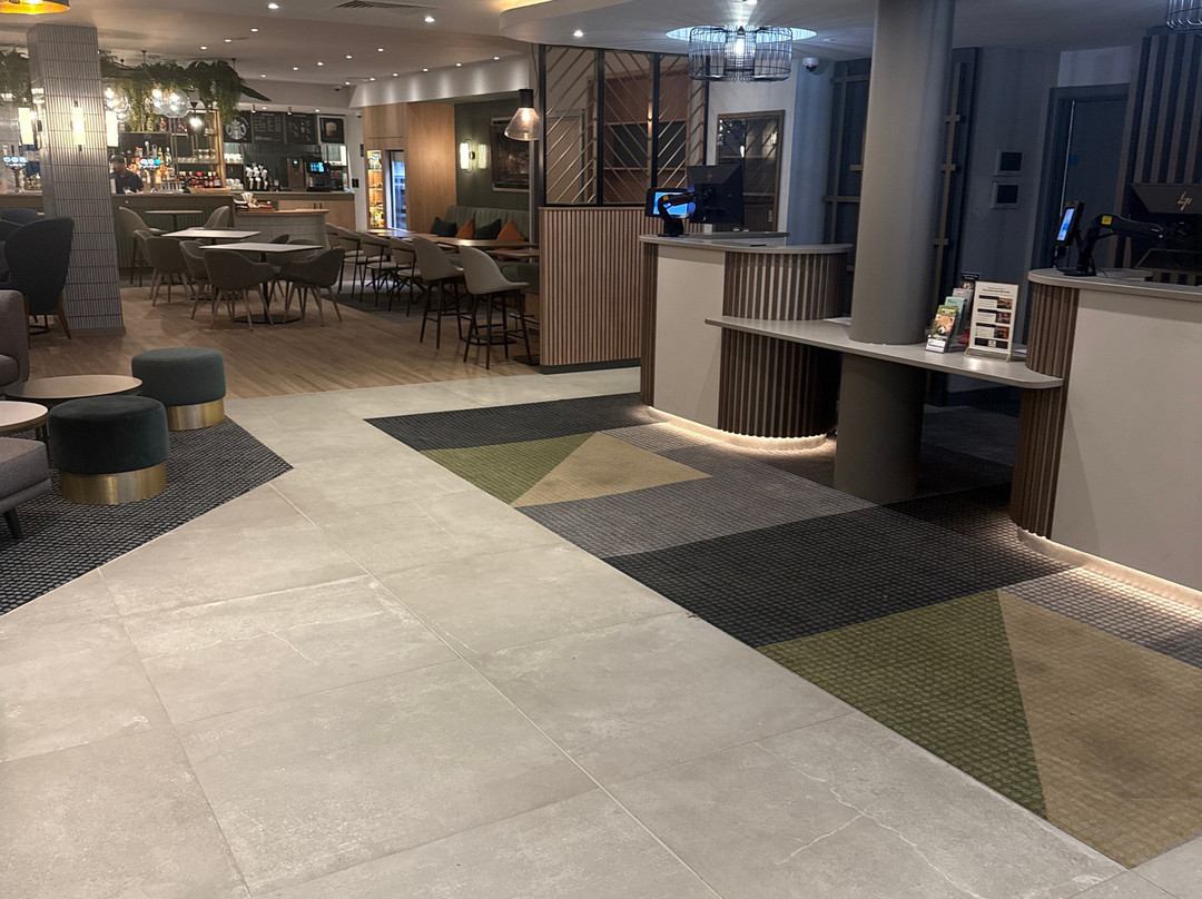 伦敦鲁顿谷酒店主图