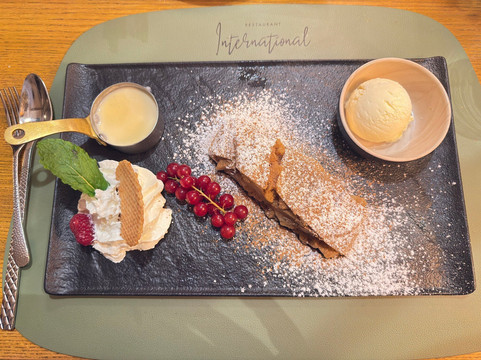 Restaurant International