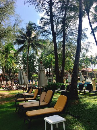 普吉岛乐谷浪都喜天丽酒店主图