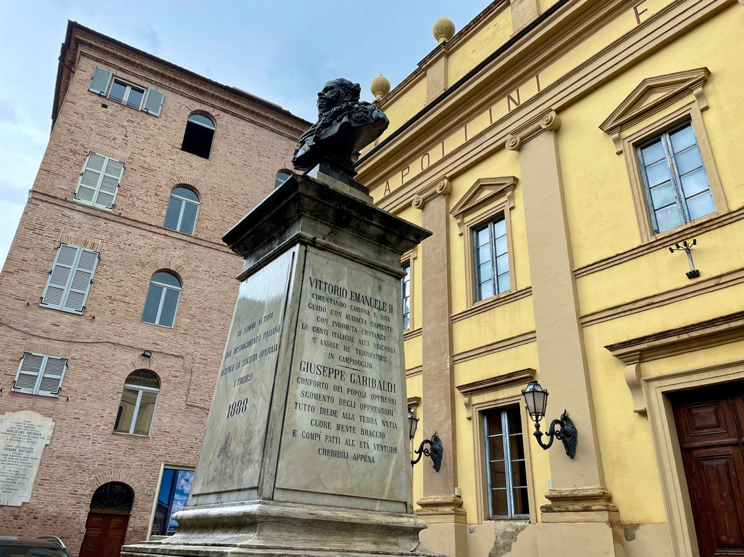 Teatro Comunale-Treia必去景点