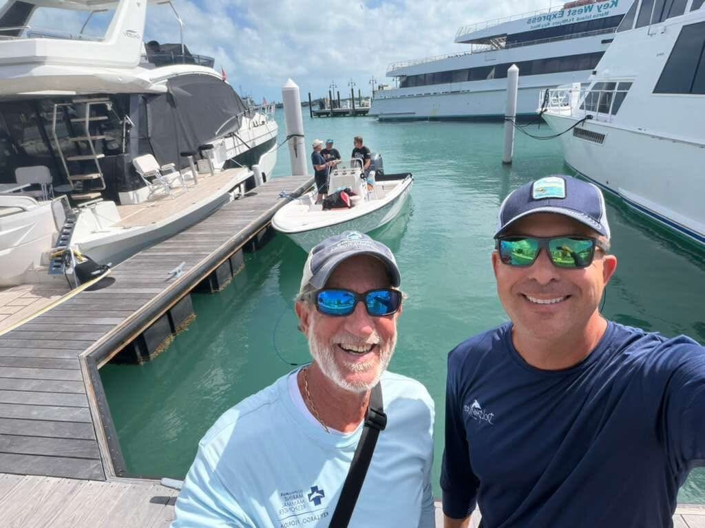 Dolphin Life-拉哥岛必去景点