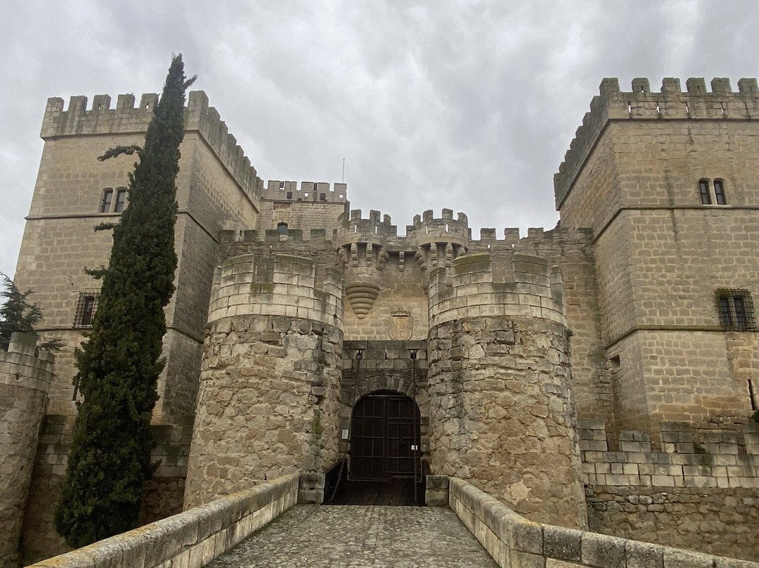 Castillo de Ampudia-Ampudia必去景点