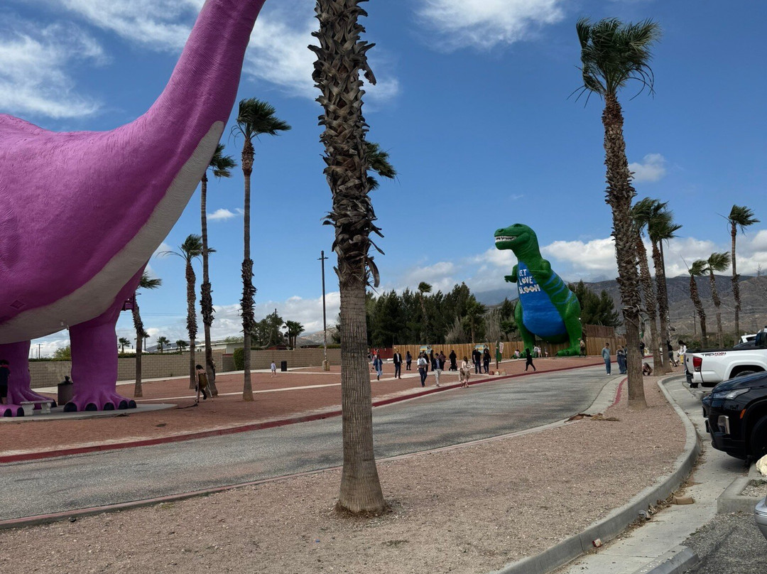 Cabazon Dinosaurs-卡巴宗必去景点